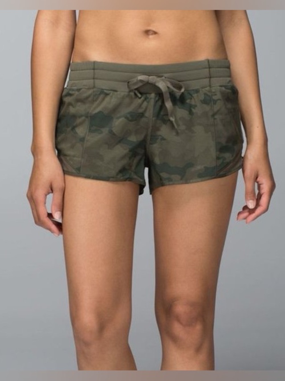 Rare! Lululemon Savasana Camo Black, Original Hotty Hot Shorts I